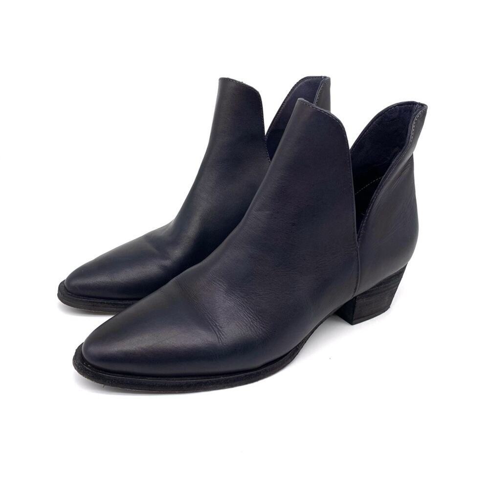 FREE PEOPLE Charm Double V Ankle Boot Navy Blue 39.5